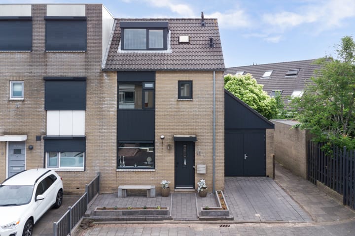 Photo of property Runmolenerf 2, Gouda