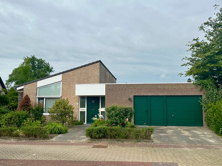Photo of property Russchevlietstraat 15, Schoondijke