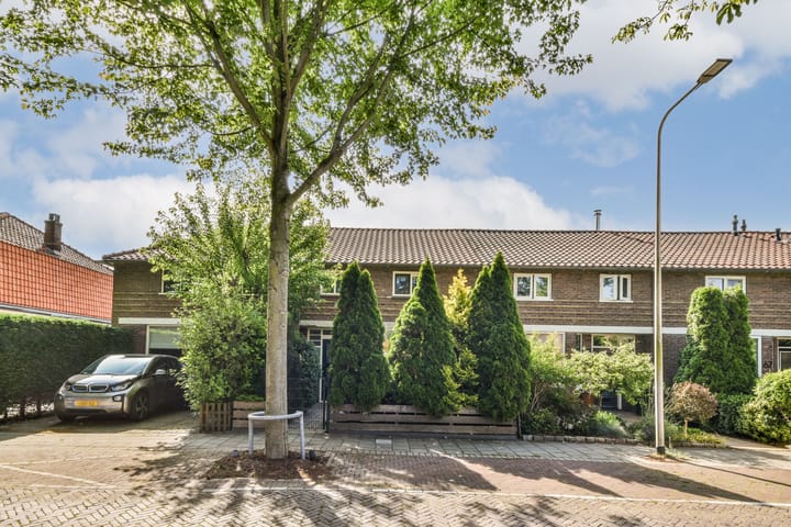 Rusthofflaan 63 in Sassenheim