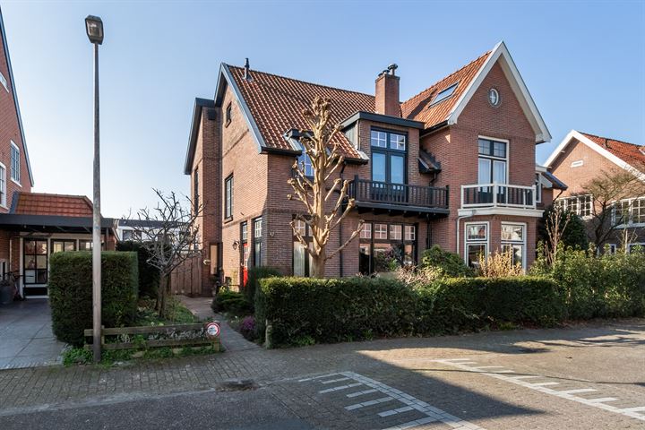 Ruthardlaan 34 in Bussum