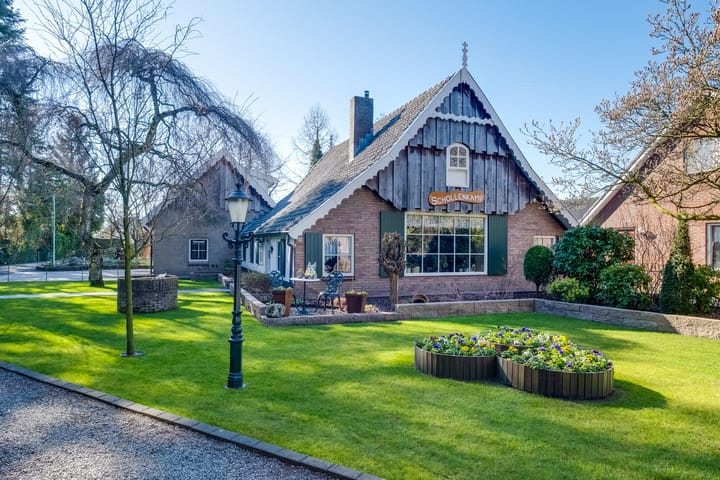 Ruurloseweg 15 in Borculo