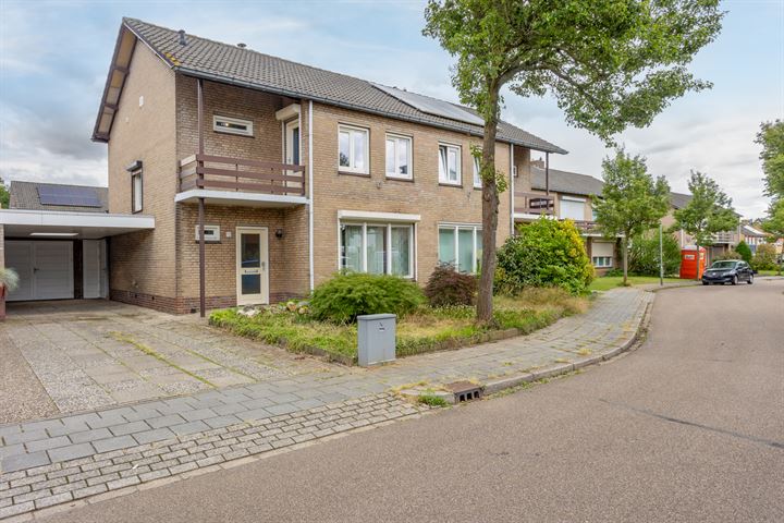 Photo of property Ruys de Beerenbroucklaan 12, Melick