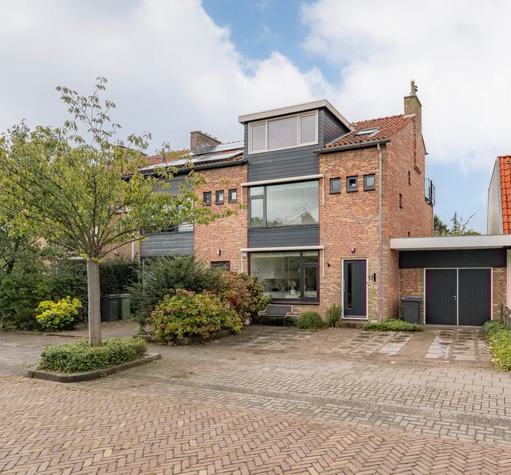 Ruys de Beerenbroucklaan 17 in Amstelveen