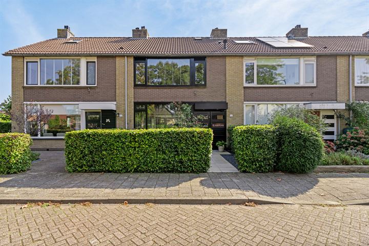 Ruys de Beerenbrouckstraat 16 in Maarssen