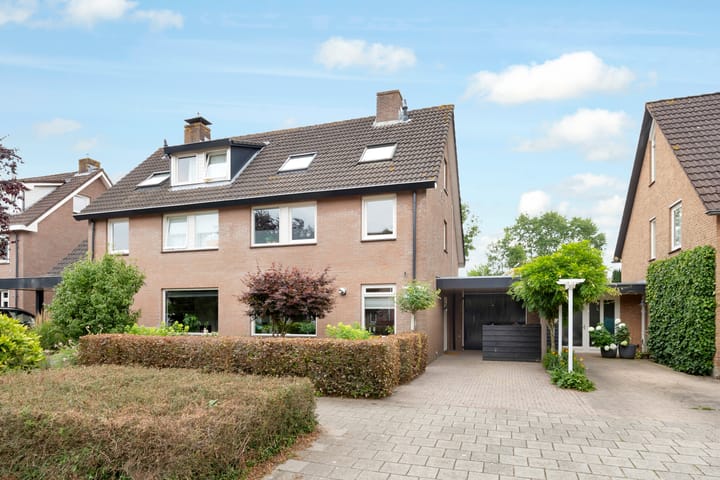 Foto van woning Ruysdaellaan 24, Nijkerk