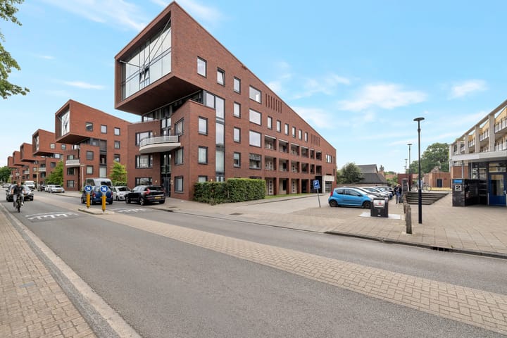 S.L. Louwesstraat 44 in Enschede