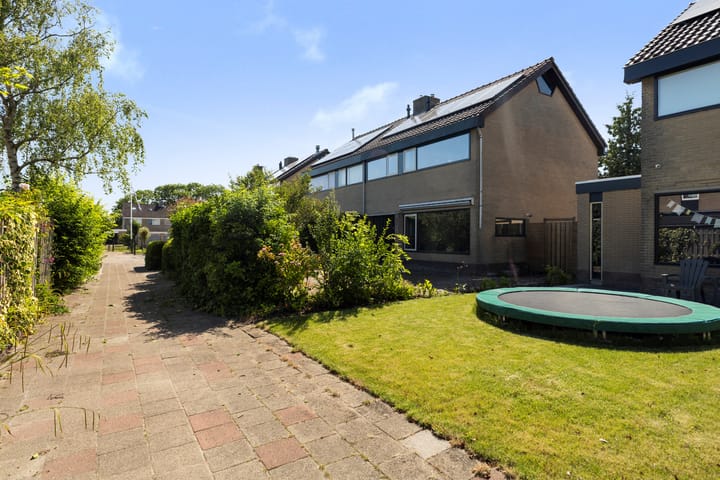 S L Mansholtplein 13 in Franeker