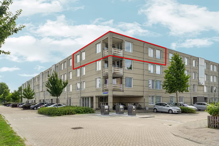 S. van Ravesteynstraat 146 in Almere