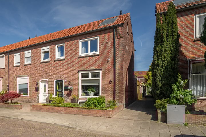 Sabangstraat 15 in Enschede