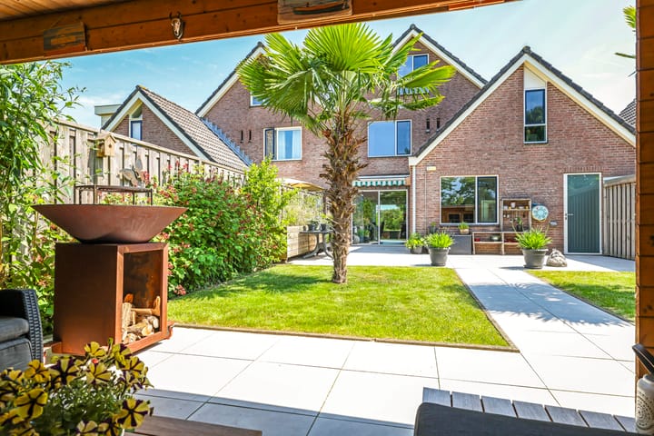 Sadatstraat 12 in Zetten