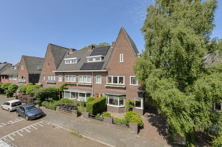 Saksen Weimarlaan 51 in Breda Foto