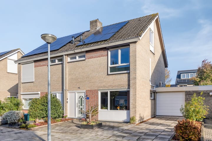 Saksen Weimarstraat 11 in Weert