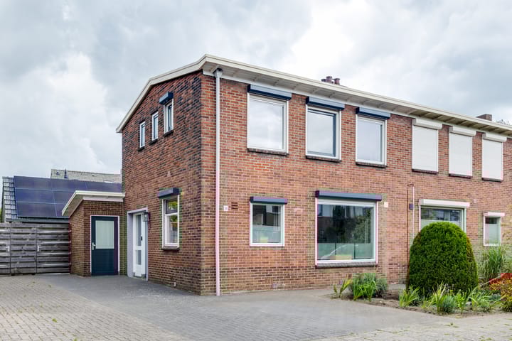 Saksenstraat 36 in Aalten