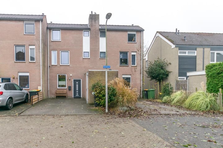 Photo of property Salkhof 51, Hoogeveen