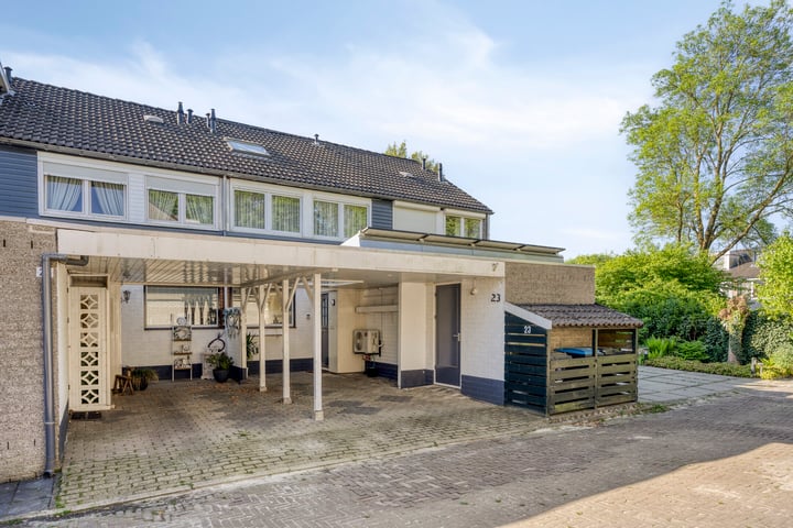 Salviastraat 23 in Enschede