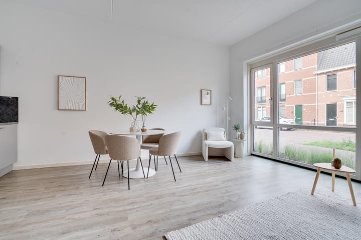 San Marinostraat 17 in Almere foto