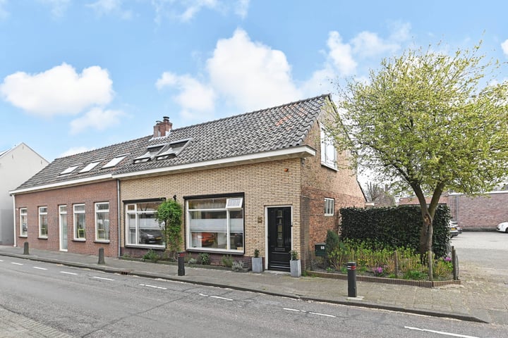 Photo of property Sand-Ambachtstraat 66, 's-Gravenzande