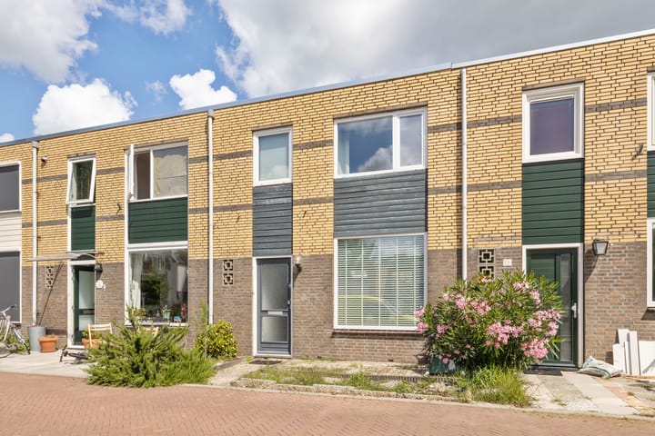 Photo of property Sandenburg 11, Alphen aan den Rijn