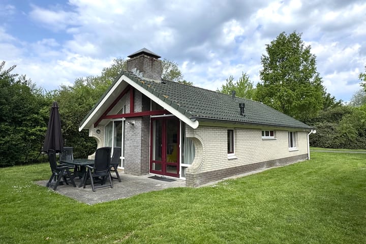 Photo of property Sandurdreef 5-218, Emmen