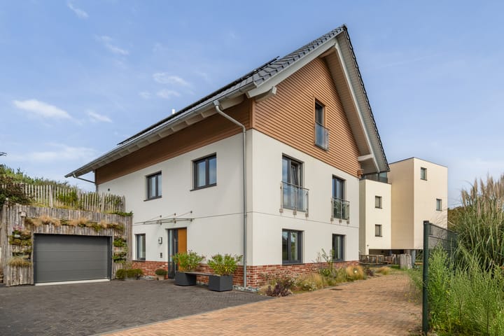 Photo of property Santhorsthof 54, Monster