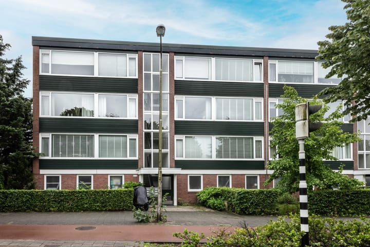 Santpoortse Dreef 86 in Santpoort-Noord