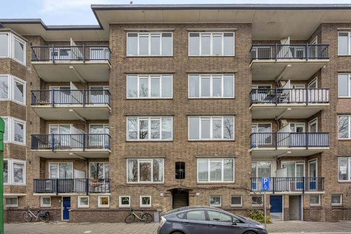 Photo of property Sara Burgerhartstraat 32A, Amsterdam