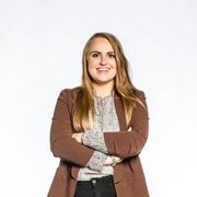 Foto van Saskia van der Vinne-Hesselink, Marketingmedewerker bij Deen Makelaars Dedemsvaart