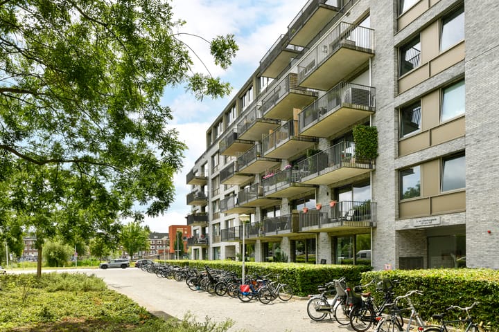 Saskia van Uijlenburgkade 131 in Amsterdam