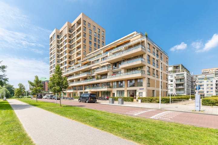 Saskia van Uijlenburgkade 61 in Amsterdam foto
