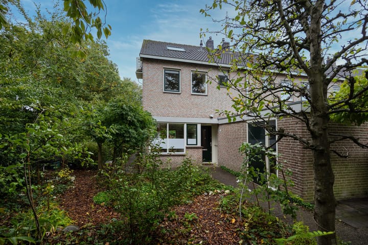 Photo of property Satijnvlinder 12, Bilthoven
