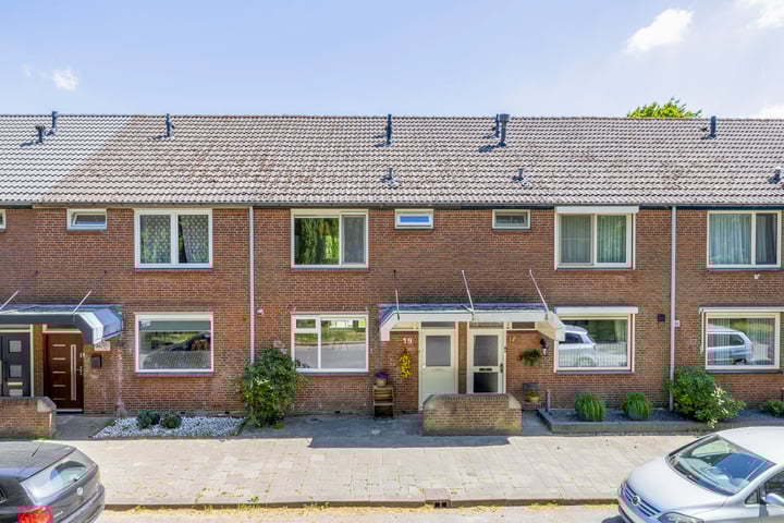 Saxofoonstraat 19 in Helmond foto