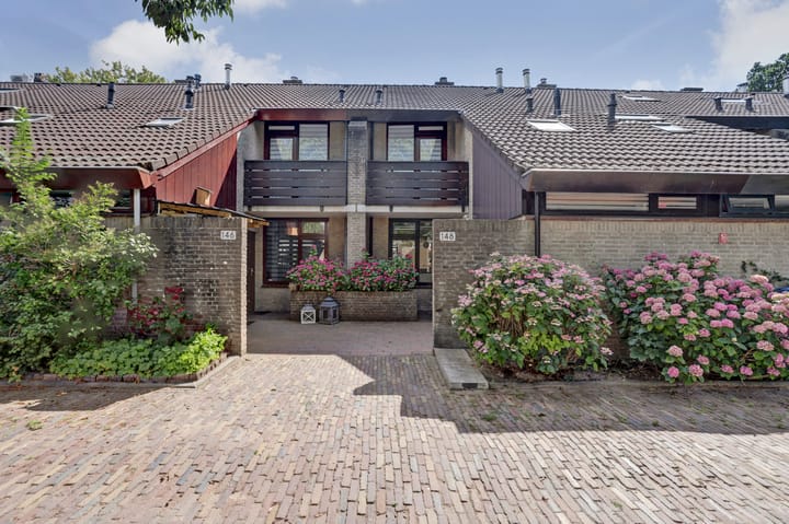 Schakelweg 148 in Hoogvliet Rotterdam