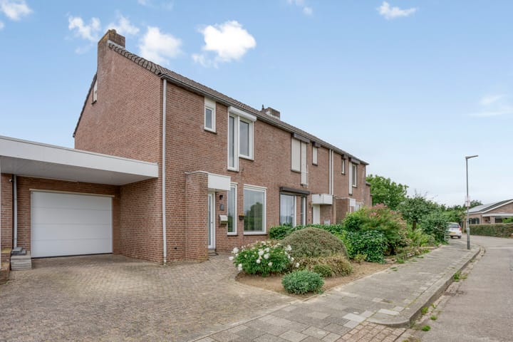 Schansweg 42 in Berg en Terblijt