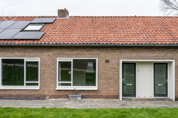 Scharloodijk 15 in Herkingen