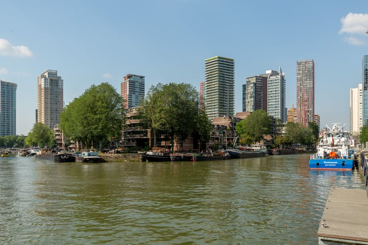 Scheepmakerskade 111 in Rotterdam