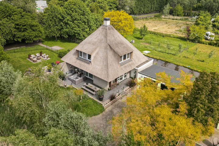 Photo of property Scheepsbouwersweg 13, Landsmeer