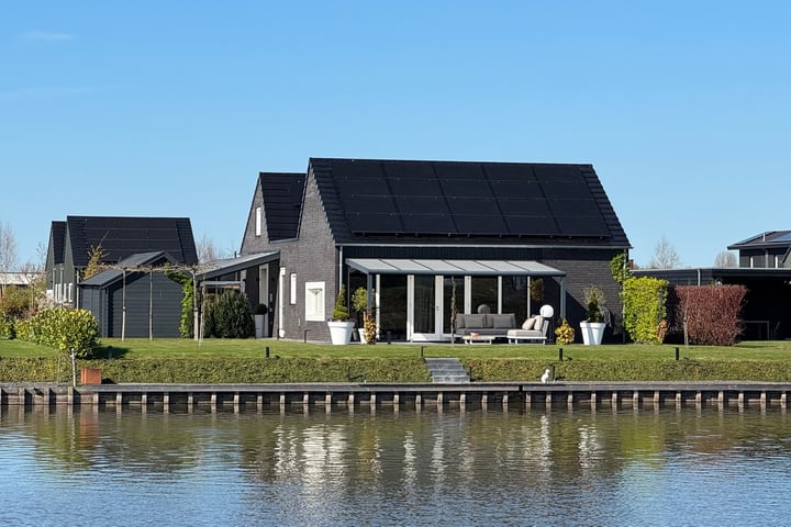 Photo of property Scheepsmeter 16, Blauwestad
