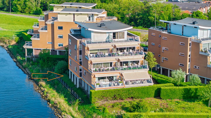 Photo of property Scheepswerf 304, Nieuw-Beijerland