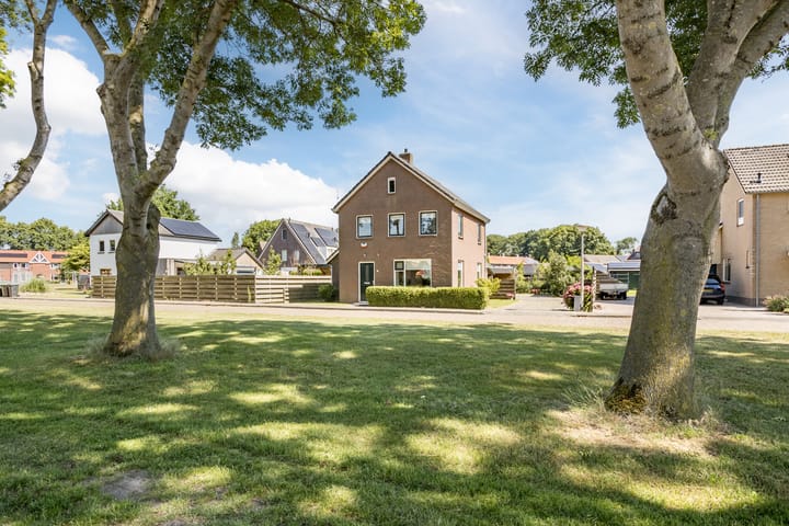 Photo of property Scheerwolderweg 24, Scheerwolde