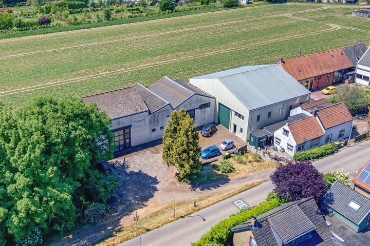 Photo of property Schenkeldijk 31B, 's-Gravendeel