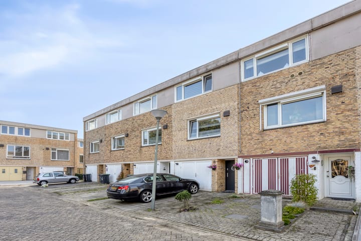 Photo of property Schepen Hillenstraat 6, Roermond