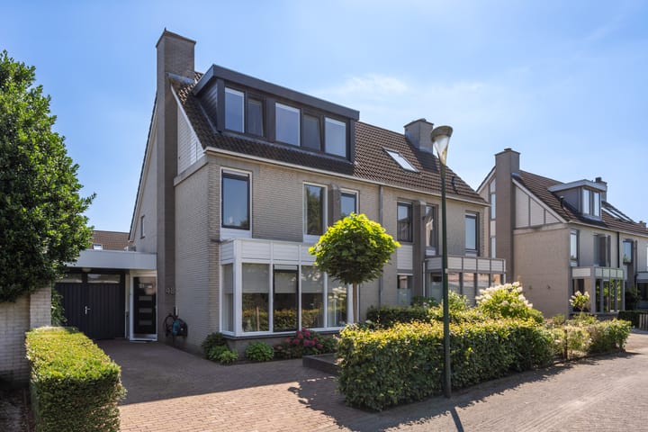 Photo of property Schepenen 48, Wijk bij Duurstede