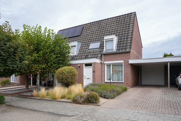 Schepenstraat 24 in Geulle
