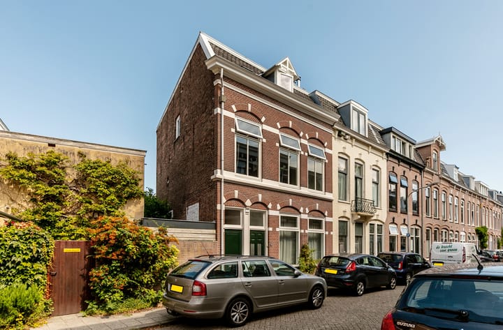 Schermerstraat 1-RD in Haarlem foto