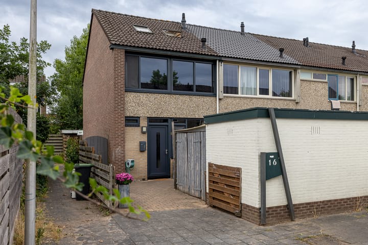 Schermhorst 16 in Doetinchem Foto