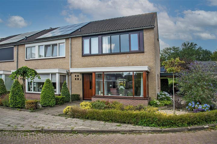 Schietbaan 11 in Delden