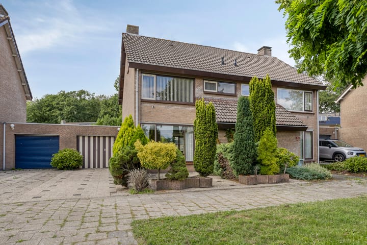 Photo of property Schiethoek 21, Bergen op Zoom