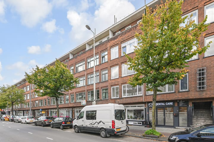 Schieweg 120B in Rotterdam photo