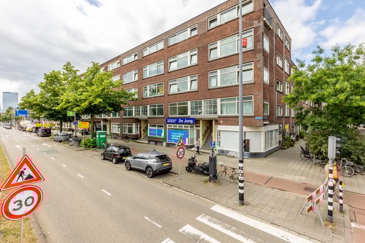 Schieweg 168C in Rotterdam photo