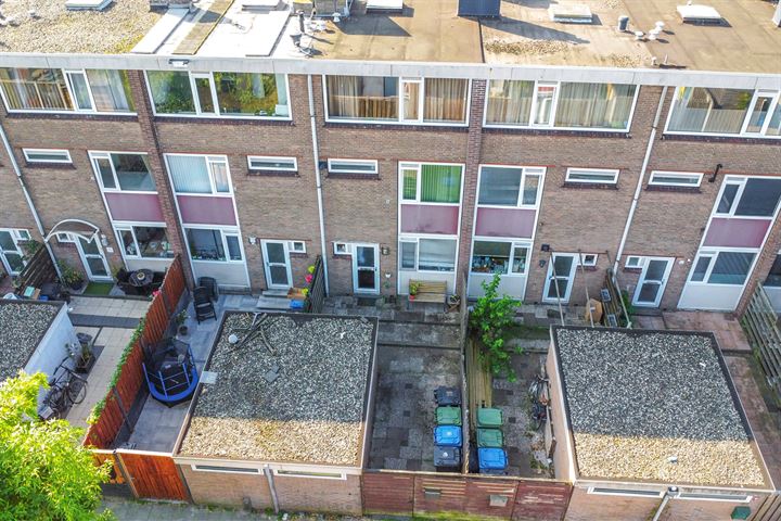 Schilhoeckpad 18 in Pernis Rotterdam